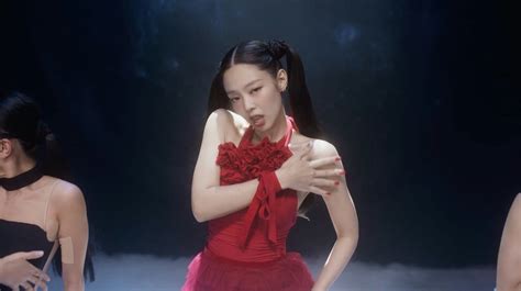 Jennie's 'You & Me' Music Video Is a Major Win For Balletcore.